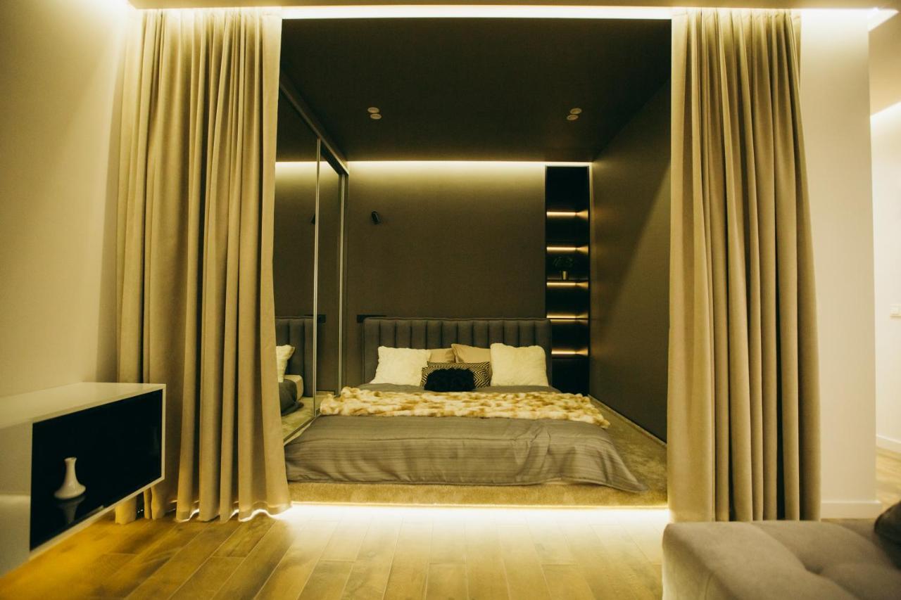 Apartment Vodogray Luxury Apartments: Elite Gated Complex With Underground Parking