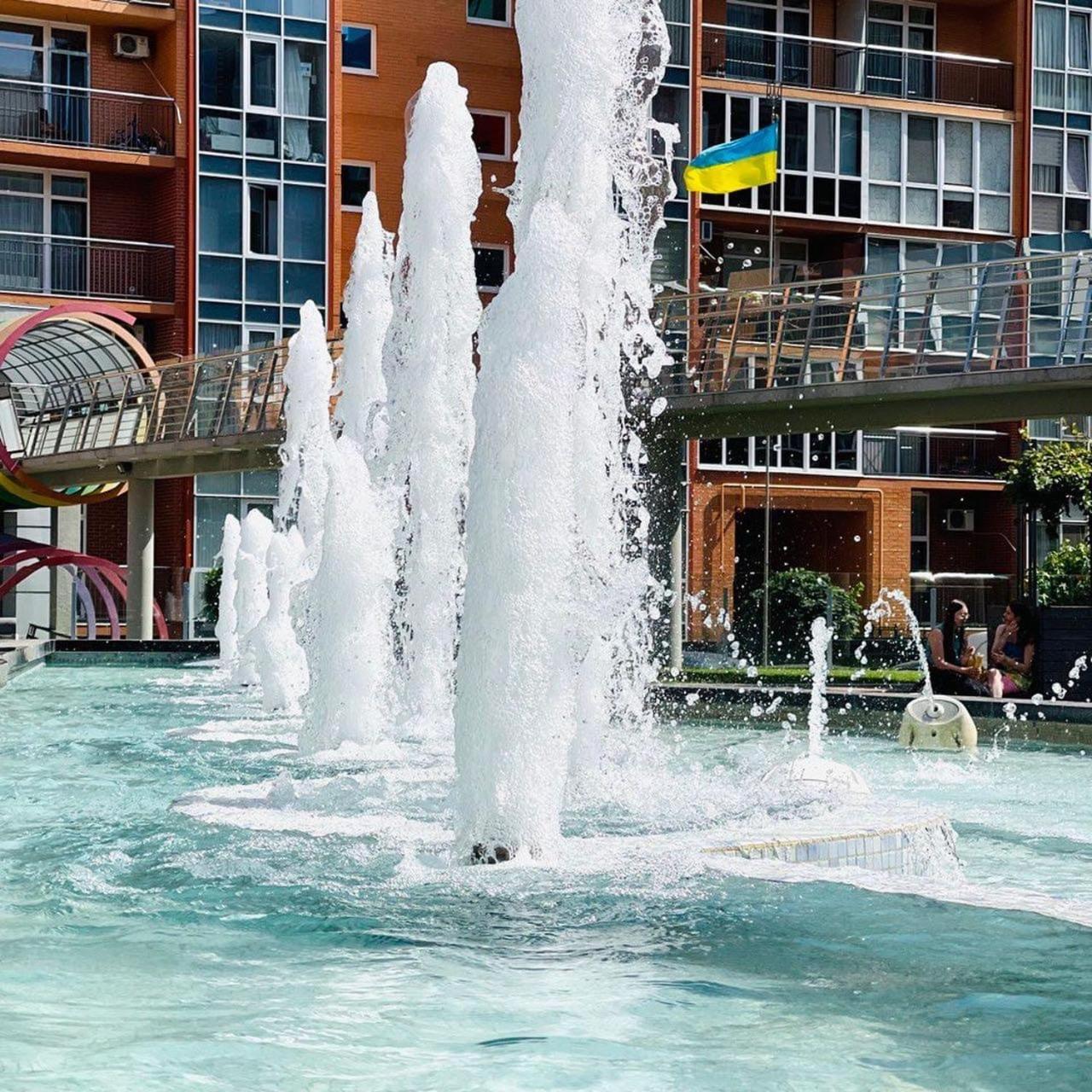 Vodogray Luxury Apartments: Elite Gated Complex With Underground Parking Chernivtsi