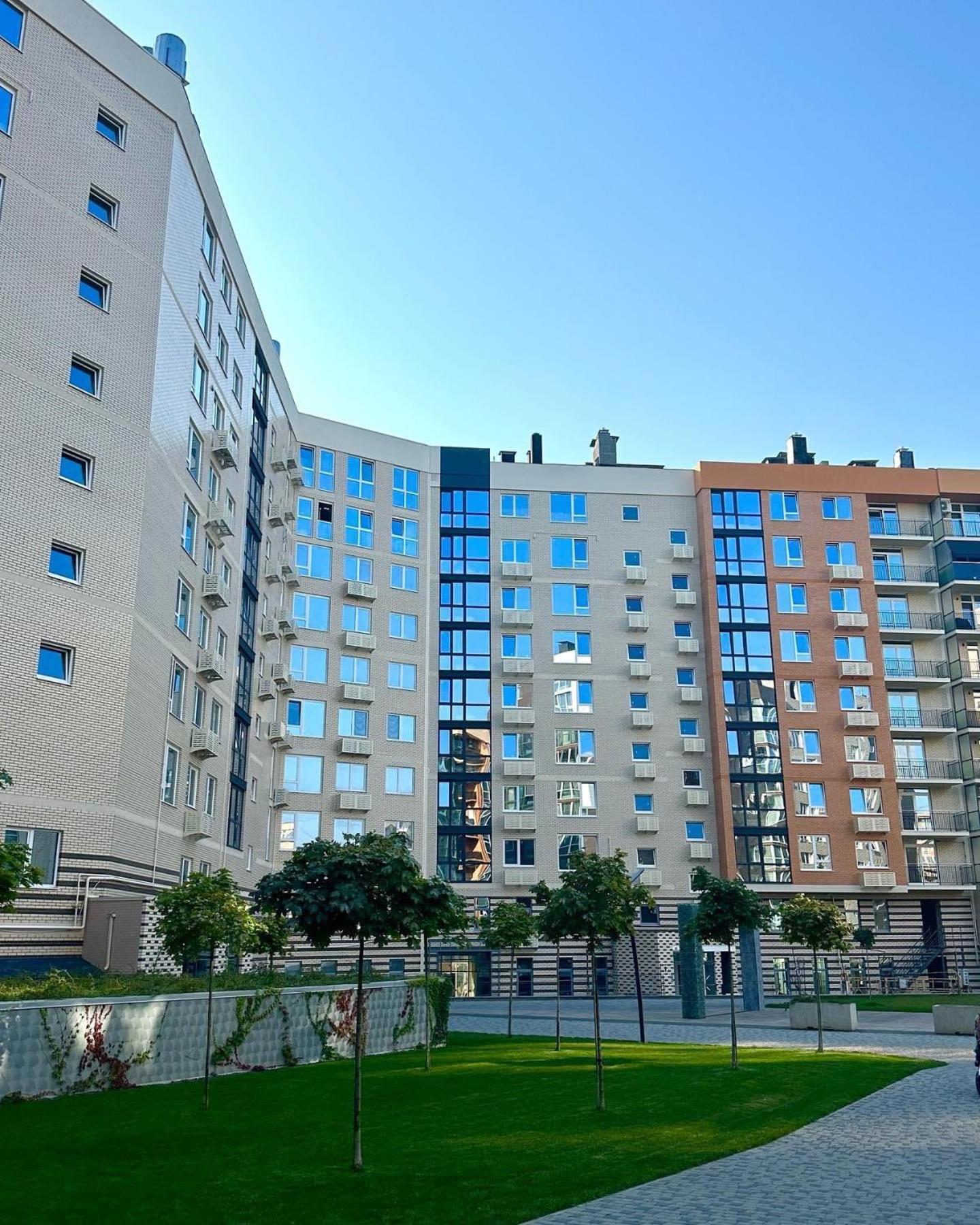 Vodogray Luxury Apartments: Elite Gated Complex With Underground Parking *