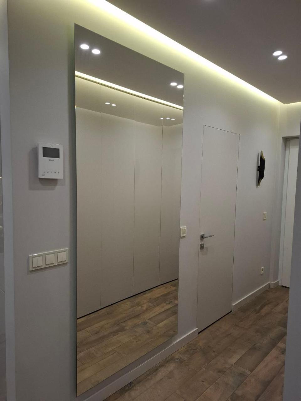 Apartment Vodogray Luxury Apartments: Elite Gated Complex With Underground Parking *