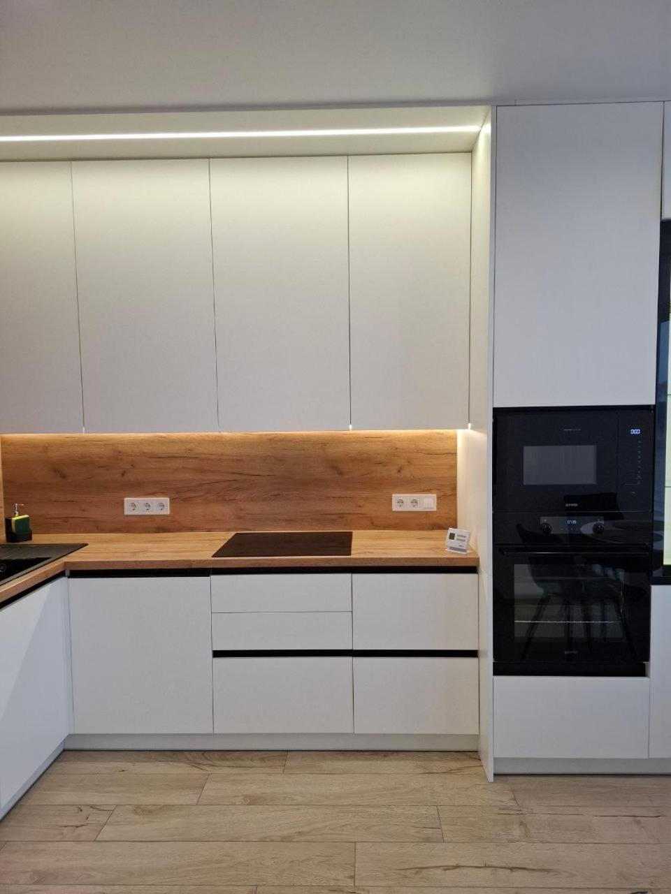 Vodogray Luxury Apartments: Elite Gated Complex With Underground Parking Apartment
