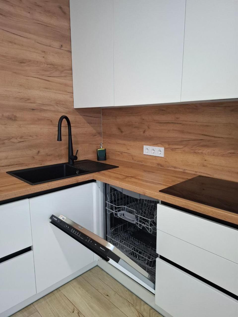 Апартаменты Vodogray Luxury With Underground Parking елітний житловий комплекс Черновцы